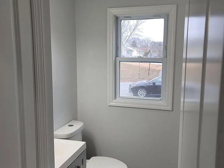 119 Seneca Lake Dr — Photo 2