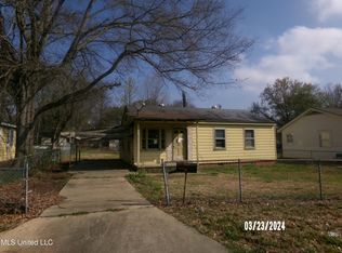 327 S Circle Dr, Clarksdale, MS 38614