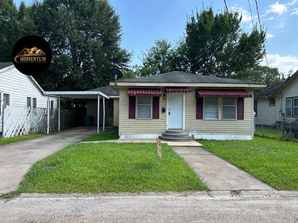 931 Rose Ann St