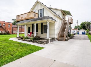 2437 E Walnut St, Des Moines, IA 50317