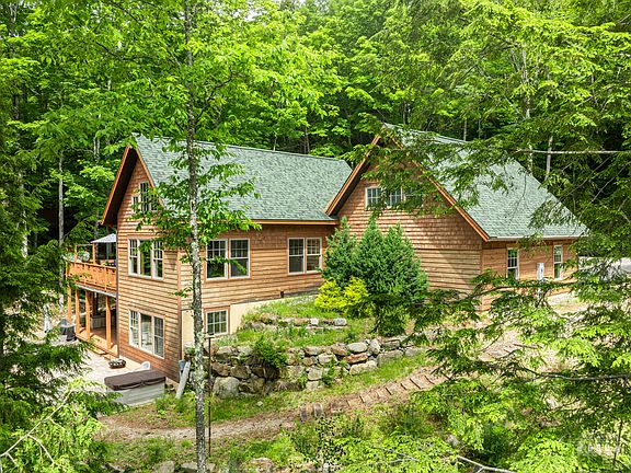 3rd image of 163 Riverside Dr