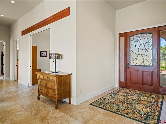 4th image of 555 Waterview Lane