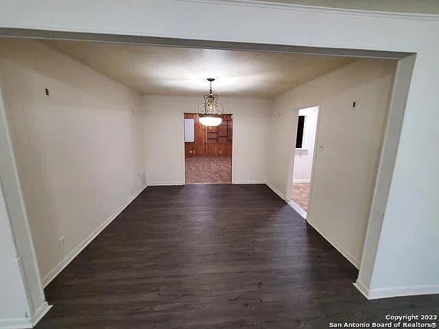 862 Clower — Photo 4
