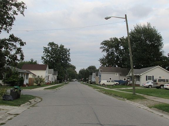4th image of 610 Bruce St