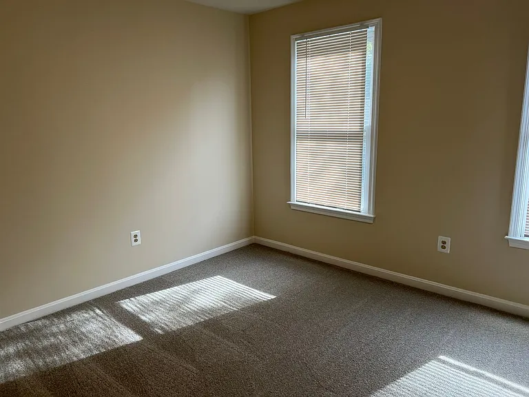 9425 Spruce Tree Cir — Photo 30