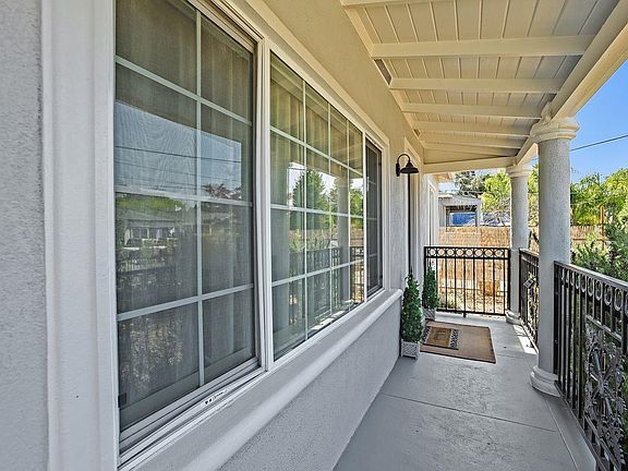 5th image of 356 Azalia Dr
