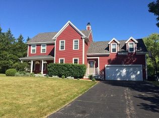 57 Littlefield Dr, Shelburne, VT 05482