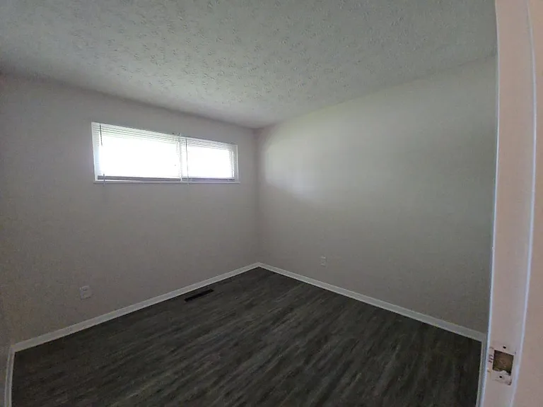 5612 Harshmanville Rd — Photo 13