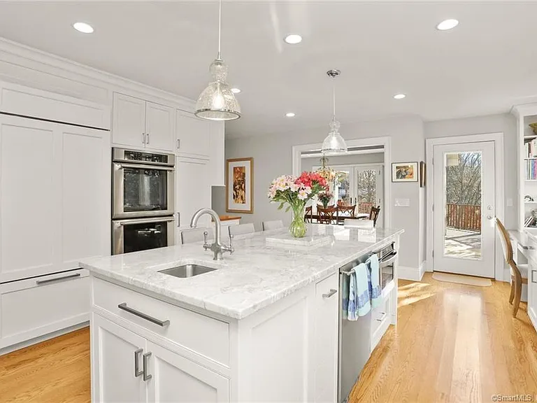 12 Signal Ln — Photo 10
