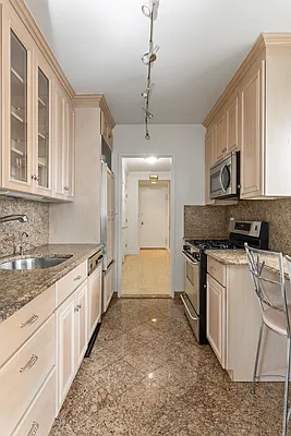 Sold by Douglas Elliman | media 26