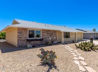 9937 W Willowcreek Cir, Sun City, AZ 85373