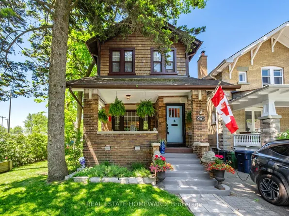 24 Waverley Rd, Toronto, ON M4L 3T1