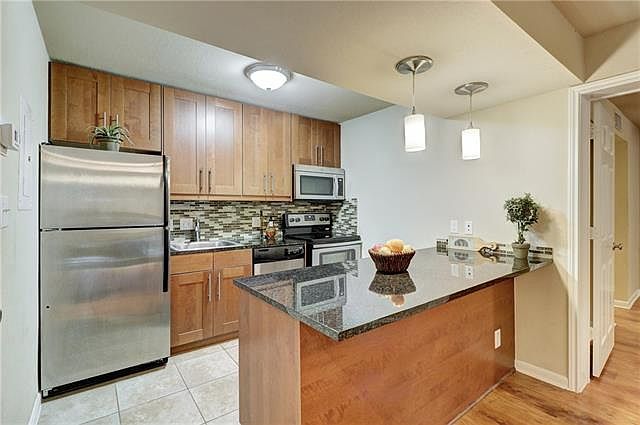 1st image of 7685 Northcross Dr Unit 123