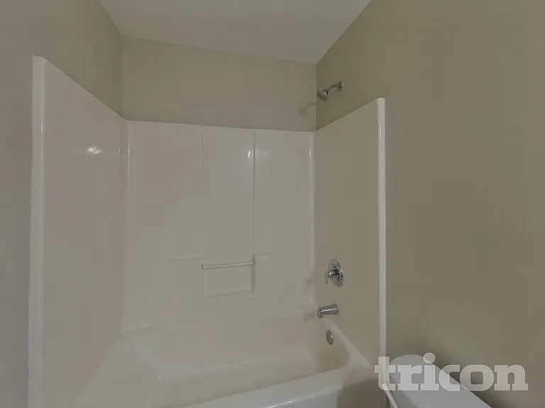 253 Aershire Ct — Photo 14