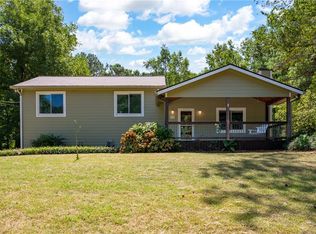 228 Pine Trl, Canton, GA 30115