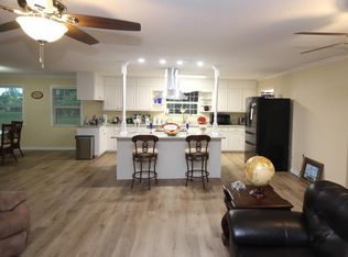 211 Graves Rd, Ellisville, MS 39437