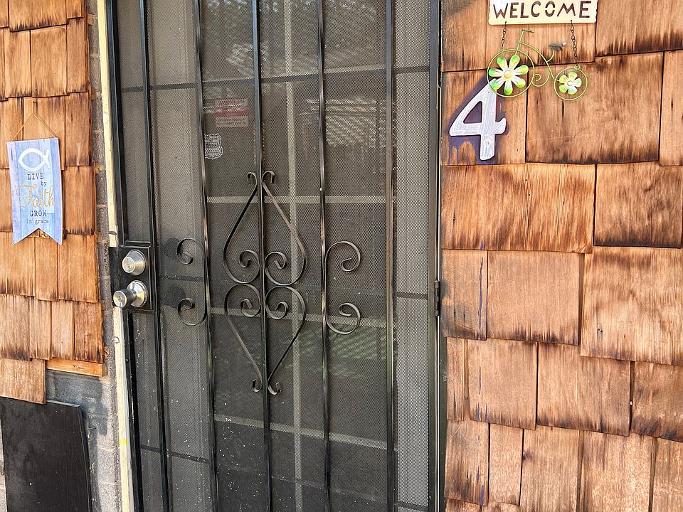 1st image of 2401 W Devonshire Ave APT 4