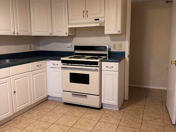 2nd image of 386 McCune Rd #B