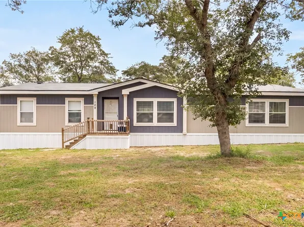 159 High Sierra Dr, Seguin, TX 78155
