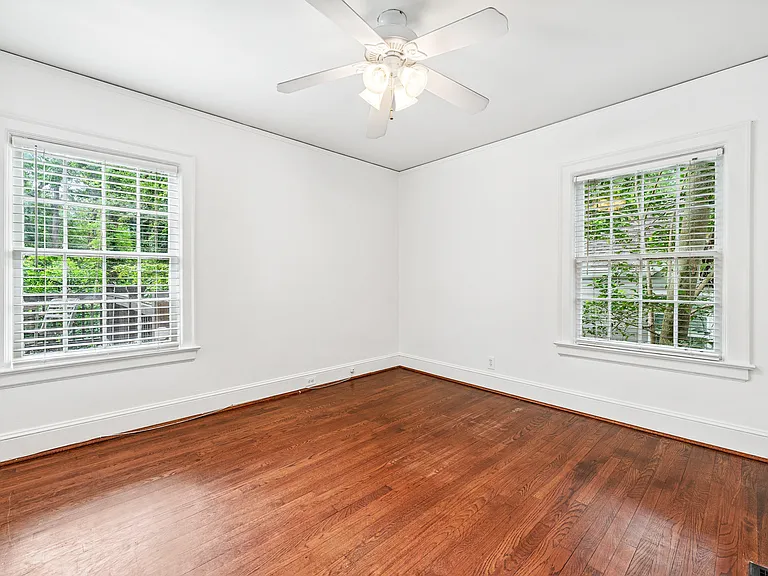 2867 Lookout Pl NE — Photo 22