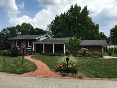 1500 Westwind Dr, Saint Louis, MO, 63131