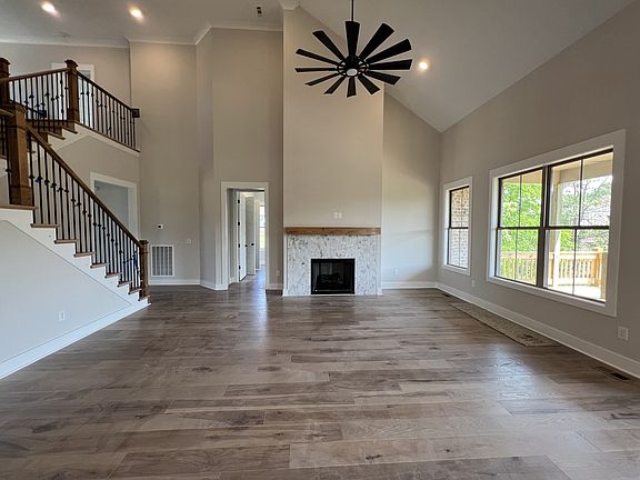 4th image of 106 Walting St Lot 138