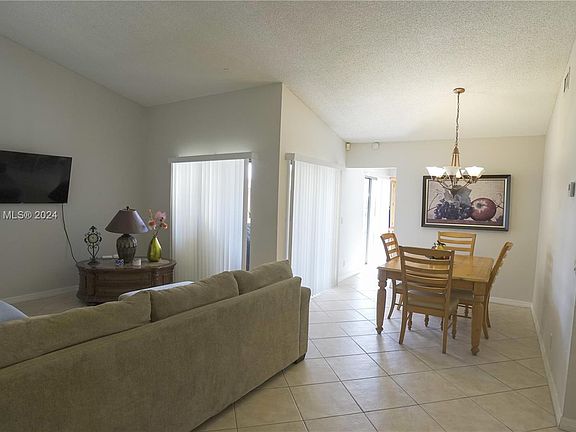 4th image of 6194 NW 170th Ln #6194