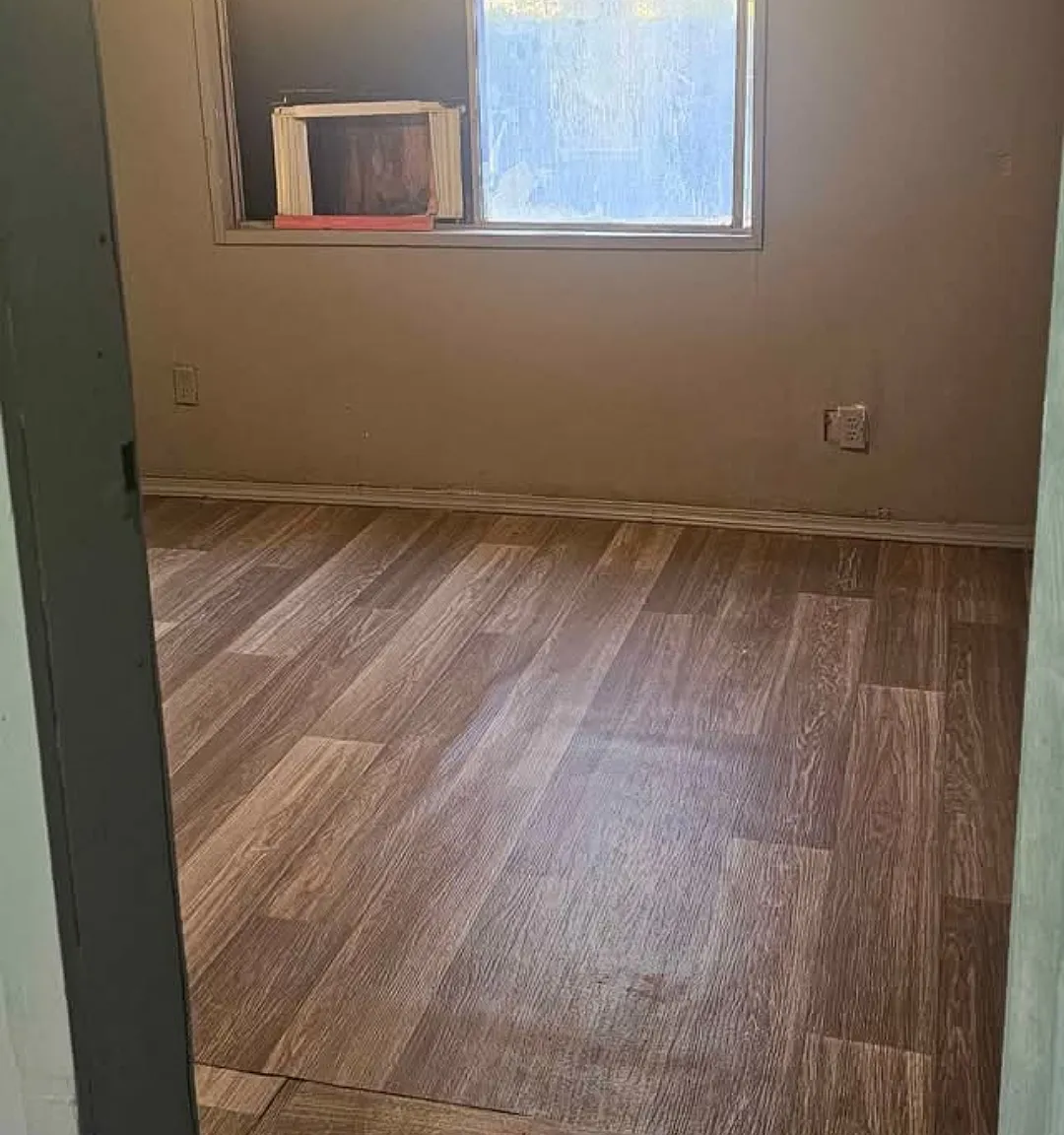 529 Sapphire St — Photo 4