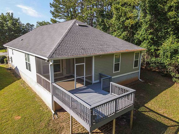 4th image of 2566 Halleck Ln