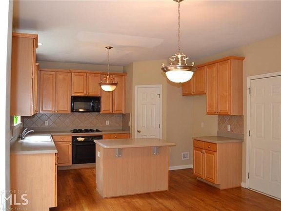 4th image of 3330 Vista Creek Dr