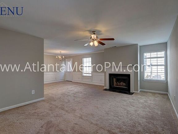 5th image of 2420 Cornell Cir