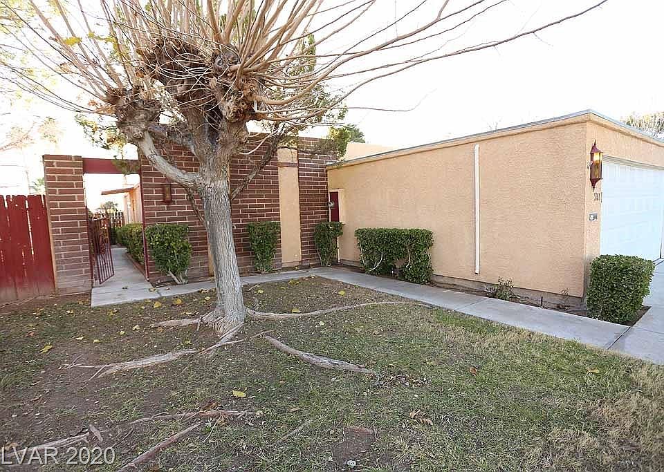 1st image of 5261 N Lakewood Ct