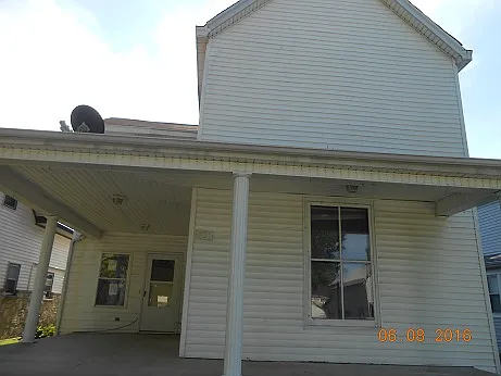 631 N Sexton St photo 1