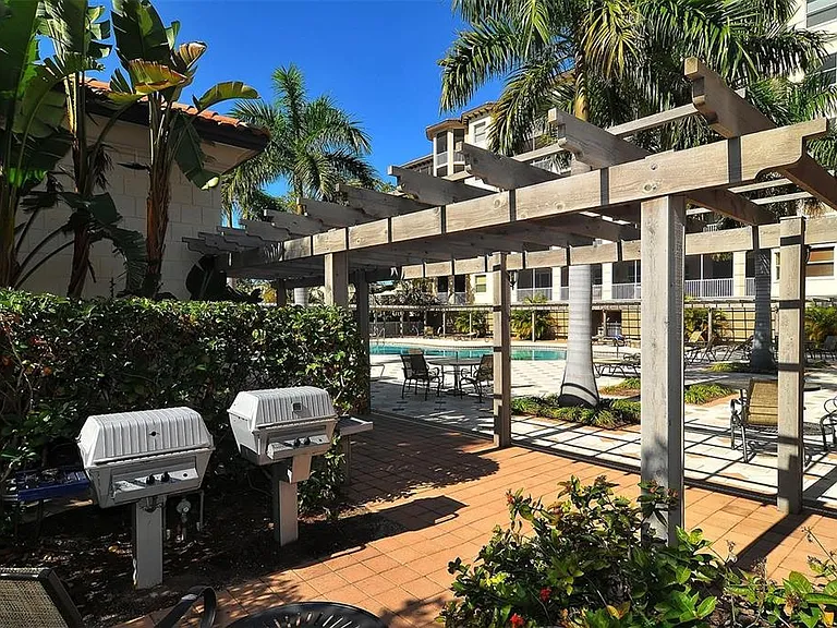 1921 Monte Carlo Dr #302 — Photo 29
