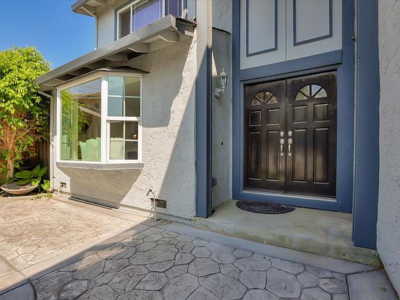 5th image of 25 Park Village Pl