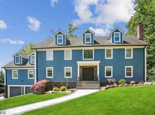 375 Summit Rd, Mountainside, NJ 07092