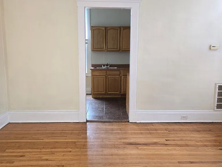 208 W Ormsby Ave. — Photo 15