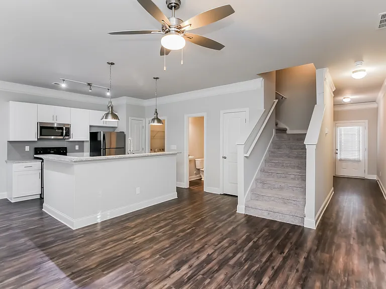 7 Madaline Ln — Photo 4