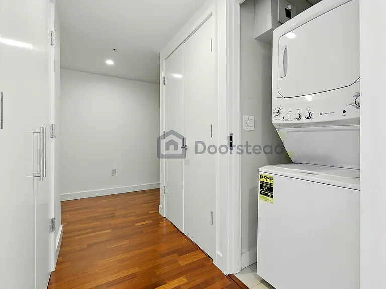 3141 Michelson Dr #1008 — Photo 8