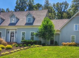 9408 Woody Holw, Chattanooga, TN 37421