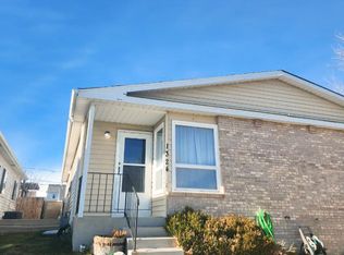 1324 Cleveland Ave, Cheyenne, WY 82001