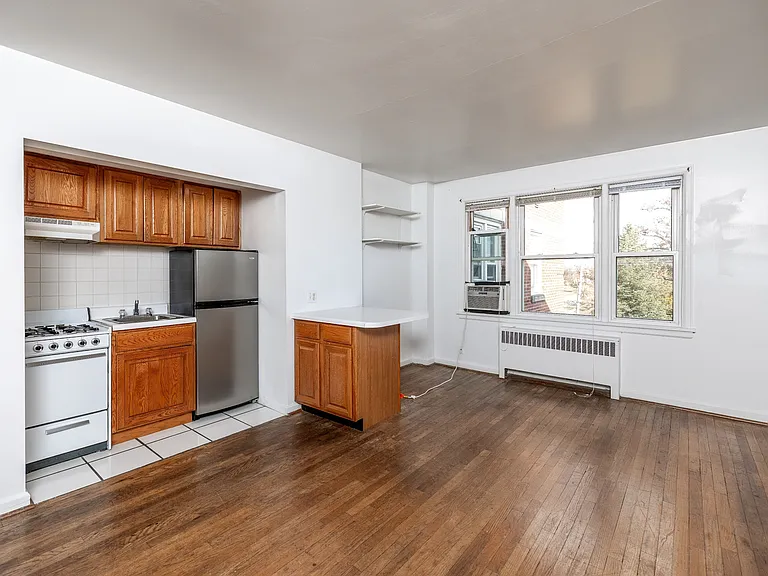 4200 Grand Ave — Photo 32
