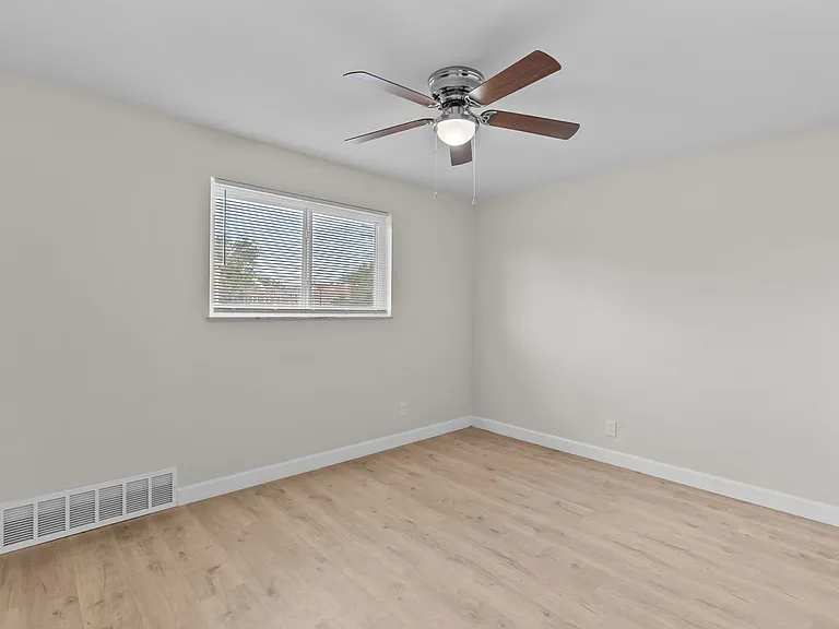 4617 Virginia Ave — Photo 17