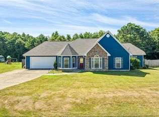 76 Lee Road 2152, Valley, AL 36854
