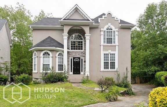 Hudson Homes Management - Front of Home