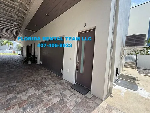 4910 W McElroy Ave #3 Photo 1