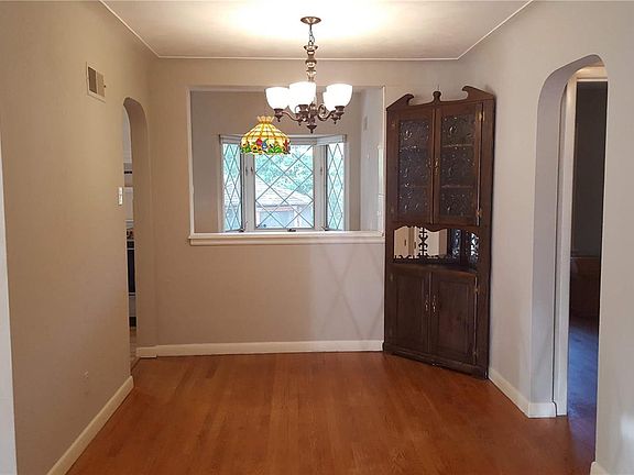 4th image of 4055 Jane Ave