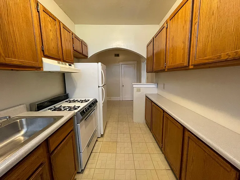 6615 Clemens Ave — Photo 3