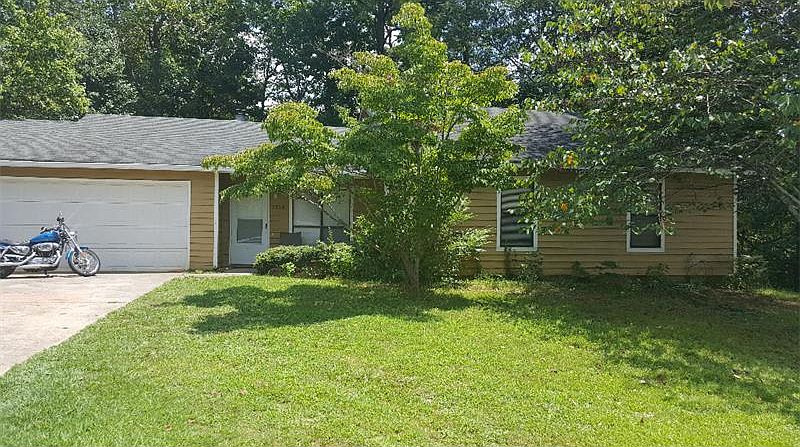 2nd image of 5860 Glenn Hollow Ln