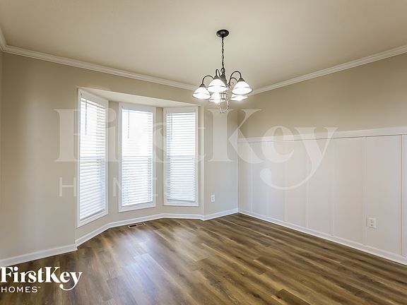 5th image of 819 Trailway Dr